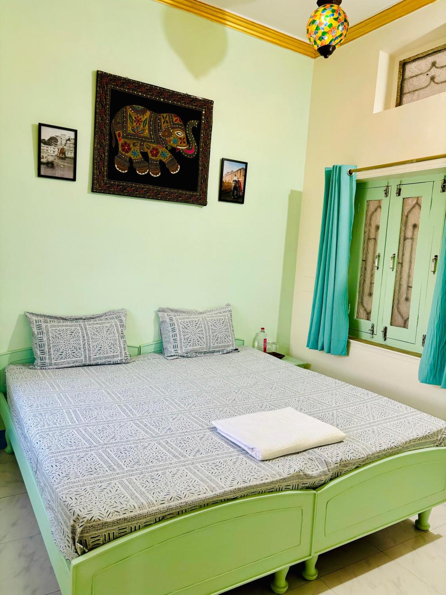 Hotel Tulsi Palace Πουσκάρ Δωμάτιο φωτογραφία